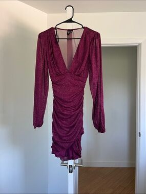 Windsor Ruched Glitter Long-Sleeve Deep V Dress - Magenta